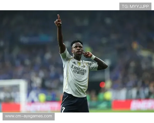 维尼修斯骤停突然转向让皇马再度进入火力模式 维尼修斯骤停突然转向让皇马再度进入火力模式