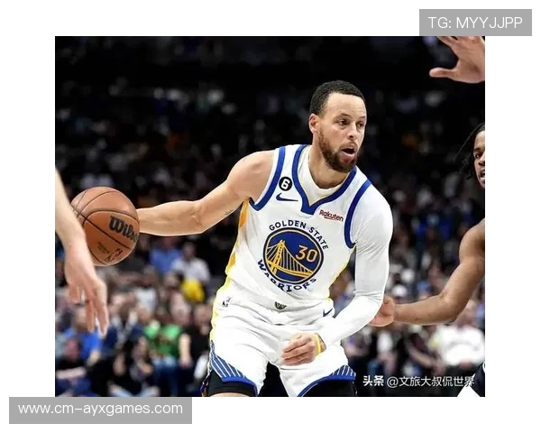 库里急停三分精准冷静,勇士再度领跑