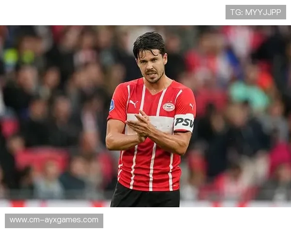 埃因霍温中场在赛季中表现出色