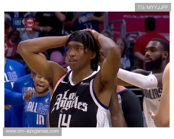 快船团队终场前一记三分带走比赛节奏