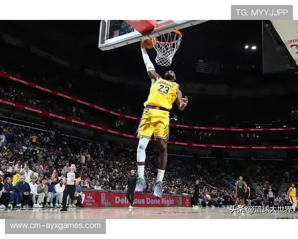 湖人逆转太阳，詹姆斯26分艾顿20+13篮板